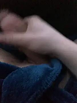 Snapshot of bigbeast19393 chatting on 01-08-25, 02:35 bigbeast19393 online show from 01-08-25, 02:35