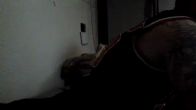 Snapshot of CandiedPompano chatting on 10-19-25, 02:12 CandiedPompano online show from 10-19-25, 02:12