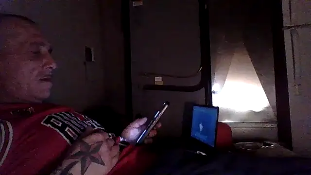 Snapshot of CandiedPompano chatting on 10-30-25, 01:07 CandiedPompano online show from 10-30-25, 01:07