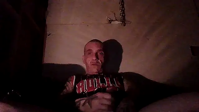 Snapshot of CandiedPompano chatting on 10-31-25, 05:30 CandiedPompano online show from 10-31-25, 05:30