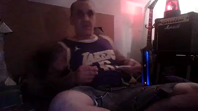 Snapshot of CandiedPompano chatting on 12-03-25, 02:52 CandiedPompano online show from 12-03-25, 02:52