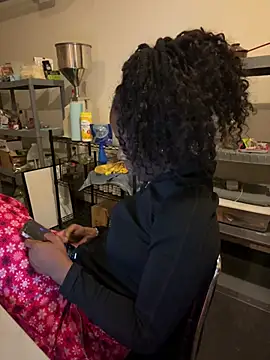 choclatepeaach online show from 01-13-26, 02:28