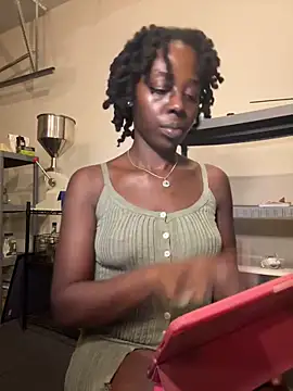 Snapshot of choclatepeaach chatting on 03-06-26, 01:13 choclatepeaach online show from 03-06-26, 01:13