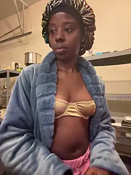 Snapshot of choclatepeaach chatting on 03-10-26, 10:09 choclatepeaach online show from 03-10-26, 10:09