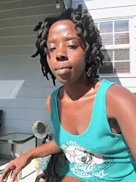 Snapshot of choclatepeaach chatting on 03-14-26, 02:33 choclatepeaach online show from 03-14-26, 02:33