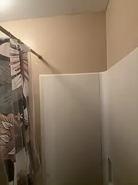 Snapshot of choclatepeaach chatting on 03-22-26, 04:10 choclatepeaach online show from 03-22-26, 04:10