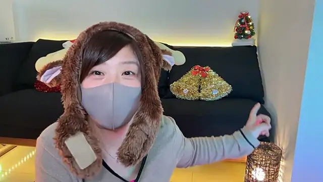 Snapshot of Risa_06 chatting on 12-24-24, 06:33 Risa 06 online show from 12-24-24, 06:33