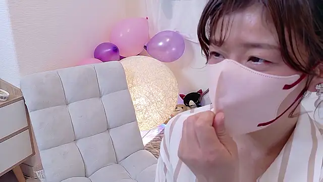 Snapshot of Risa_06 chatting on 06-04-26, 12:44 Risa 06 online show from 06-04-26, 12:44