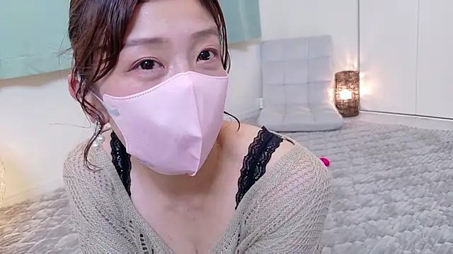 Snapshot of Risa_06 chatting on 06-06-26, 01:49 Risa 06 online show from 06-06-26, 01:49
