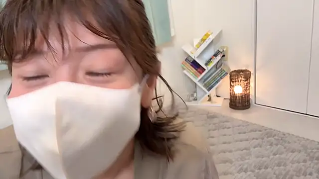 Snapshot of Risa_06 chatting on 08-04-26, 11:46 Risa 06 online show from 08-04-26, 11:46