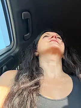 -OLYA- online show from 10-17-25, 10:18