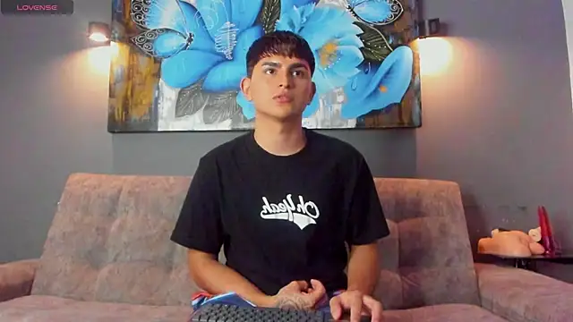 Lyam ap online show from 12-18-25, 07:58