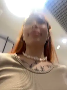 Snapshot of babydolll chatting on 02-10-25, 02:37 babydolll online show from 02-10-25, 02:37