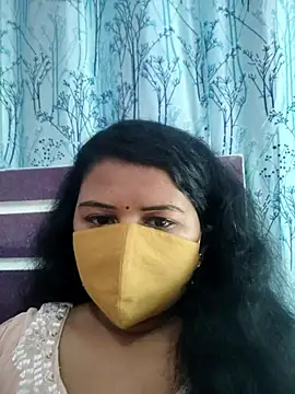 Snapshot of Dr_Chhaya chatting on 02-25-25, 06:25 Dr Chhaya online show from 02-25-25, 06:25