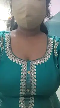 Snapshot of Dr_Chhaya chatting on 02-26-25, 08:48 Dr Chhaya online show from 02-26-25, 08:48