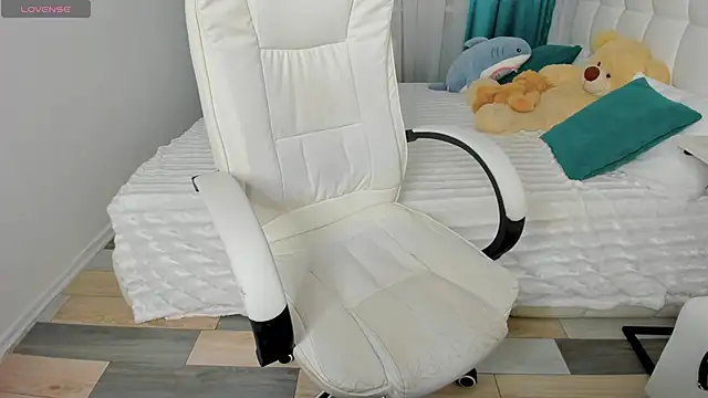 CooperAllana online show from 11-10-25, 07:51