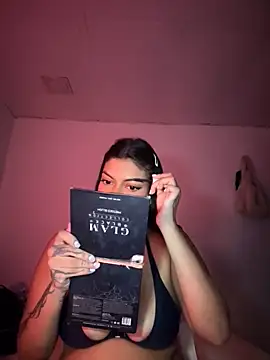 jennifer oliveira online show from 12-02-25, 11:48