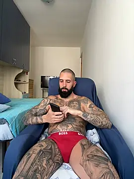 Snapshot of Gioeltoro89 chatting on 06-03-26, 03:06 Gioeltoro89 online show from 06-03-26, 03:06