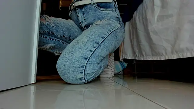 Snapshot of sherilkwang19tv chatting on 10-08-25, 12:08 sherilkwang19tv online show from 10-08-25, 12:08