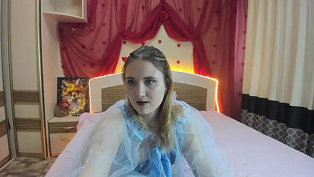 Snapshot of Miss_Elsa_ chatting on 03-26-26, 04:29 Miss Elsa online show from 03-26-26, 04:29