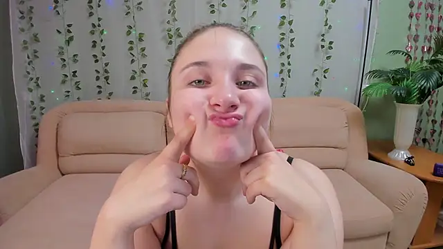 Miss Elsa  online show from 04-27-26, 03:37