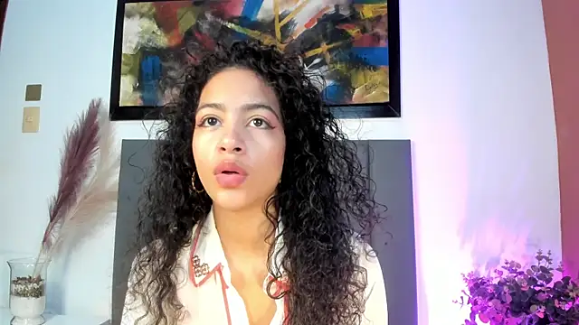 AntonellaHall  online show from 09-29-25, 11:59