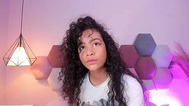 AntonellaHall  online show from 10-24-25, 12:12