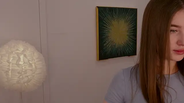 Lilly Colins online show from 02-07-25, 03:08