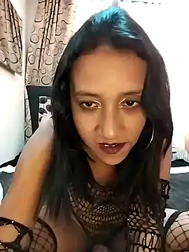 Snapshot of cami_victoria chatting on 12-03-24, 05:45 cami victoria online show from 12-03-24, 05:45