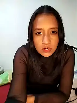 Snapshot of cami_victoria chatting on 01-23-25, 10:22 cami victoria online show from 01-23-25, 10:22