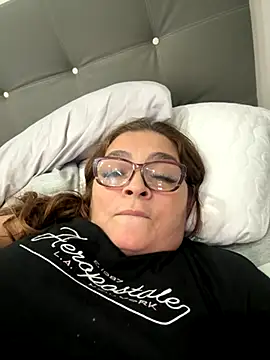 AntonellaAlondra4 online show from 09-16-25, 04:08