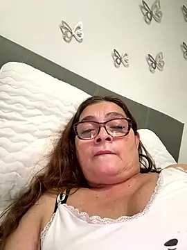 AntonellaAlondra4 online show from 01-12-26, 05:23