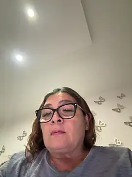 Snapshot of AntonellaAlondra4 chatting on 05-29-26, 11:47 AntonellaAlondra4 online show from 05-29-26, 11:47