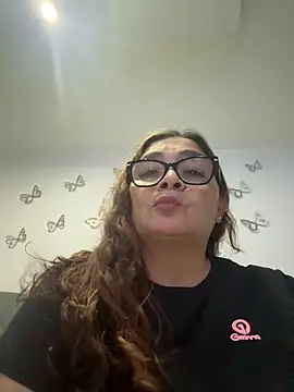 Snapshot of AntonellaAlondra4 chatting on 06-15-26, 11:18 AntonellaAlondra4 online show from 06-15-26, 11:18