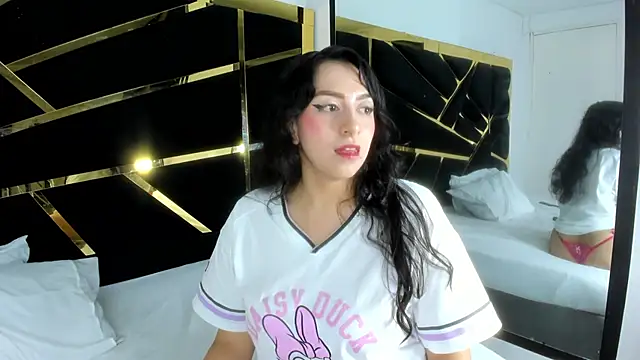 Snapshot of AlondraMendez chatting on 03-20-25, 07:58 AlondraMendez online show from 03-20-25, 07:58