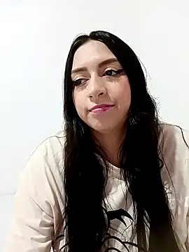 Snapshot of AlondraMendez chatting on 09-22-25, 01:51 AlondraMendez online show from 09-22-25, 01:51