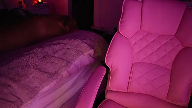 notoriousnatureXO online show from 03-10-26, 11:48