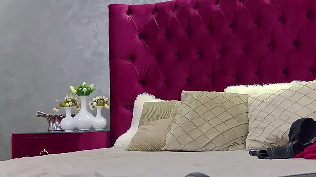 Snapshot of MissJasmine_ chatting on 12-22-24, 04:38 MissJasmine online show from 12-22-24, 04:38