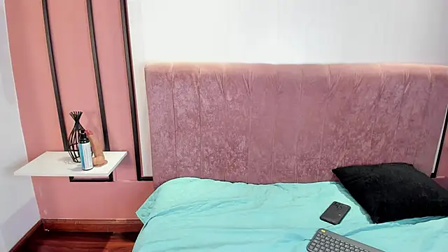 rose nova online show from 02-22-25, 03:25