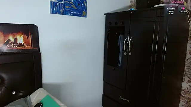 hots boygg online show from 09-09-25, 08:41