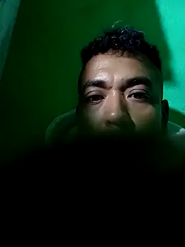 Snapshot of qkfc744888l chatting on 12-16-25, 10:42 qkfc744888l online show from 12-16-25, 10:42