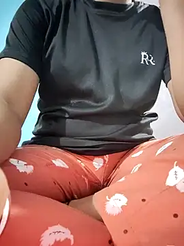 Snapshot of Kashish_SC chatting on 03-11-25, 04:18 Kashish SC online show from 03-11-25, 04:18