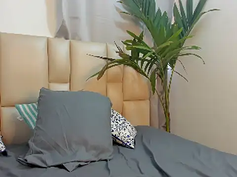 Soy Bella online show from 01-12-25, 12:12