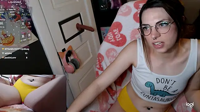 KSwonderland6 online show from 02-26-26, 04:28