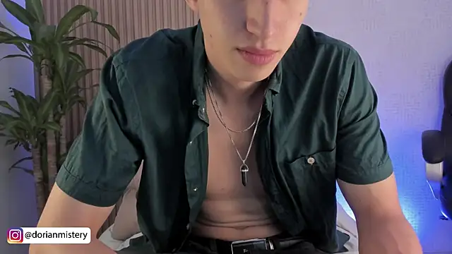 Dorianmistery2322  online show from 09-30-25, 10:59