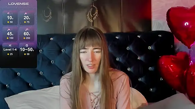 MillicentFarrell online show from 02-02-25, 06:04