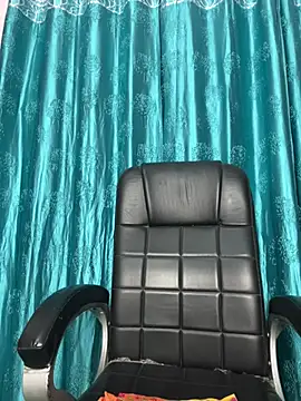 Snapshot of poision51 chatting on 02-15-25, 05:17 poision51 online show from 02-15-25, 05:17