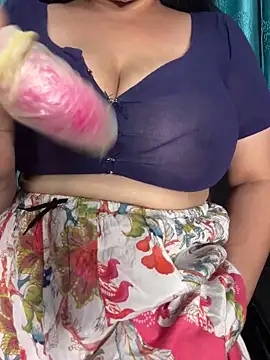 Snapshot of poision51 chatting on 03-10-25, 12:04 poision51 online show from 03-10-25, 12:04