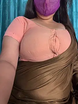 Snapshot of poision51 chatting on 09-23-25, 02:14 poision51 online show from 09-23-25, 02:14