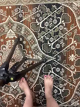 Snapshot of poision51 chatting on 12-04-25, 07:28 poision51 online show from 12-04-25, 07:28